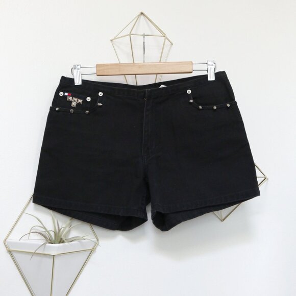 Black Spike Studded Goth Shorts ☠️ TOMMY HILFIGER Early 2000s - Picture 6 of 8